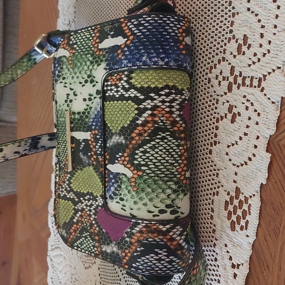 ALDO Multicolor Snakeskin Pattern Small Crossbody Purse 7"x6"x2" - Picture 12 of 17